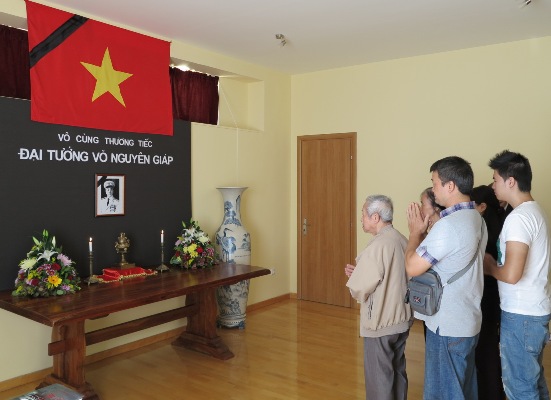 Đại sứ quán Việt Nam tại Hy Lạp tổ chức lễ viếng Đại tướng Võ Nguyên Giáp